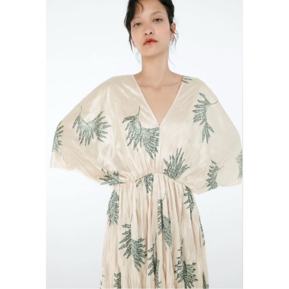 ZARA | NWT Wrinkled Effect Printed Satin Maxi Dress in Ecru, Size Medium - Picture 2 of 13